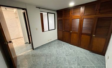 casa en arriendo en el dorado. Cod A64239