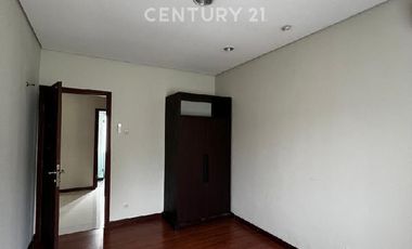 Cipete Selatan Rumah Disewakan Semi Furnished