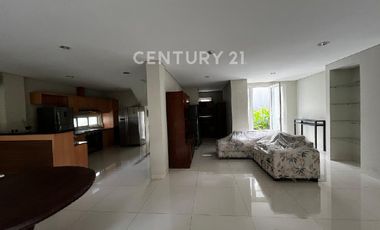Cipete Selatan Rumah Disewakan Semi Furnished