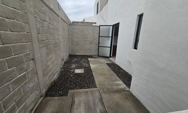 Venta de Casa de 3 Recámaras en Montellano2, Villa de Álvarez Colima
