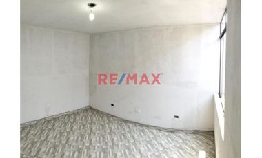 Alquiler De Departamento Piso 2 - Los Lirios - Smp