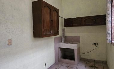 Bodega en Renta con Oficinas/Casa Incluida en Col. San Agustín Torreón Coah.
