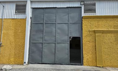Bodega en Renta con Oficinas/Casa Incluida en Col. San Agustín Torreón Coah.