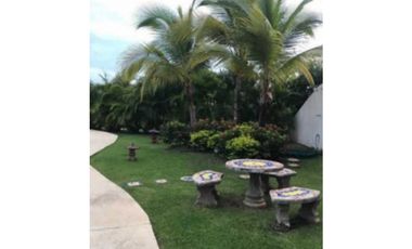VENDO APARTAMENTO EN CHAME CORONADO PUNTA BARCO RESORT 3R