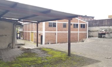 Vendo Local Comercial en la 10 de agosto y Mariana de Jesús centro norte de Quito