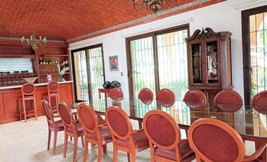 ESPECTACULAR RESIDENCIA PREMIUM, ZONA EXCLUSIVA, COLINDA CAMPO GOLF Y AREA VERDE