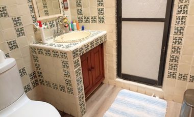 ESPECTACULAR RESIDENCIA PREMIUM, ZONA EXCLUSIVA, COLINDA CAMPO GOLF Y AREA VERDE