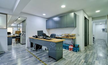 Gran Oficina en Providencia con Ubicación Privilegiada (UF 61,9/m2)