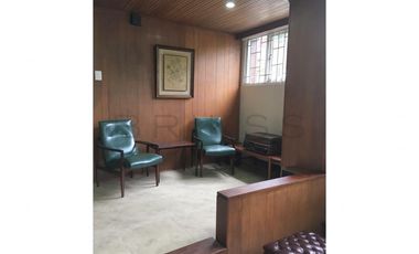 oficina en arriendo/venta en quinta camacho. Cod A3116