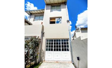 MODERNO - CON TERRAZA - BARRIO LOS TRONCOS