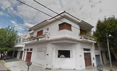 OPORTUNIDAD / DEPARTAMENTOS  3 AMBIENTES CON DEPENDENCIAS /  COCHERAS  / UN DOS AMBIENTES / TERRAZA / BERNAL / QUILMES (valor publicado a modo figurat