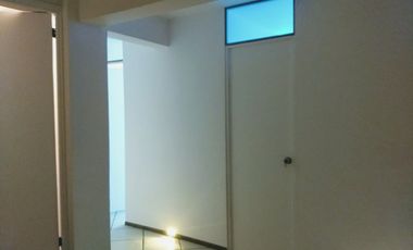 Habitación amueblada