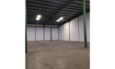 Guayaquil, Vía Daule, Km. 10 se alquila bodega1280 m²
