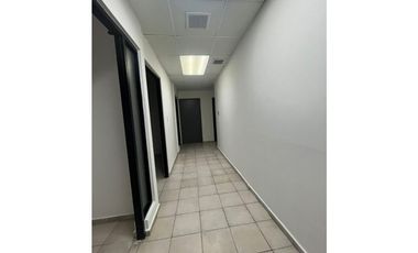 !!!Se Alquila Oficina en Costa Del Este $ 2.000¡¡¡