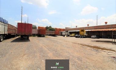 CENTRAL DE ABASTOS: OFICINAS Y TERRENO PROPIO PARA TRAILERS, EN CELAYA, GTO.