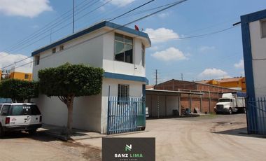 CENTRAL DE ABASTOS: OFICINAS Y TERRENO PROPIO PARA TRAILERS, EN CELAYA, GTO.
