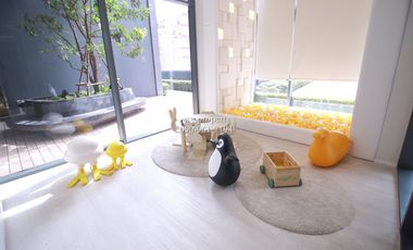 Marque Sukhumvit 39 Penthouse with Private Pool For Sale or Rent 4 Beds Condo Near BTS Phrom Phong, Bangkok, Thailand
