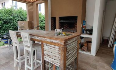 OPORTUNIDAD RETASADA! Hermosa Casa en Barrio privado LAS LIEBRES