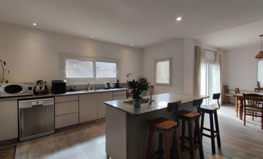 OPORTUNIDAD RETASADA! Hermosa Casa en Barrio privado LAS LIEBRES