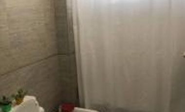 DEPARTAMENTO DE 2 AMBIENTES, BAULERA Y COCHERA EN BANFIELD.