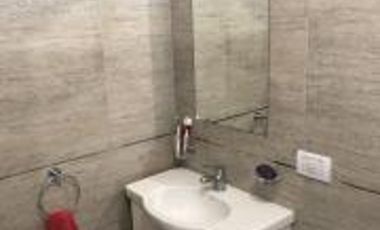 DEPARTAMENTO DE 2 AMBIENTES, BAULERA Y COCHERA EN BANFIELD.