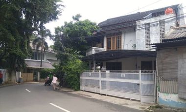 Jual Rumah Hook Jln Raya Amil Pejaten Barat Jakarta Selatan