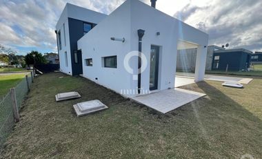 Casa - Rumenco