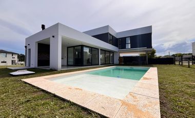 Casa - Rumenco