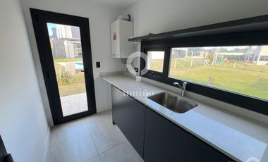 Casa - Rumenco