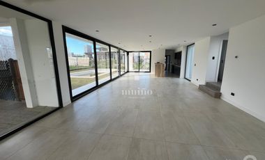 Casa - Rumenco