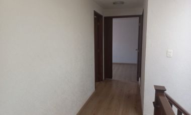 Amplia residencia fraccionamiento privado TOLUCA