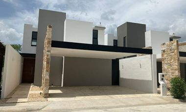Casa en Venta en Mérida, Privada AirePuro, San Ignacio