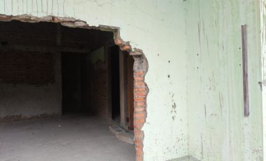 Rumah Strategis dekat Living Plaza Harapan Indah Bebas Banjir J-38803