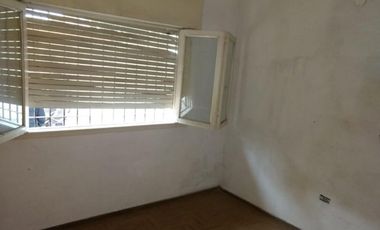 OPORTUNIDAD VENTA CASA AMERICANA 3 DORMITORIOS, GRAL. GUEMES 900- TEMPERLEY ESTE