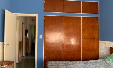 Esquina Venta en Block - Taller, Galpón y Vivienda. Acepta permuta dePh en las cercanías del centro de Lomas de Zamora