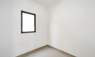 Rumah Siap Huni 15 Mnt ke RS Hermina Serpong 2 KT Hadap Timur J-36076