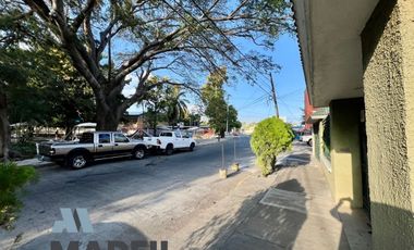Casa en Venta Para Consultorios Oficinas Frente Jardin Corregidora Centro Colima