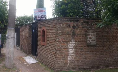 VENTA URGENTE - LIBRE DE GASTOS - CASA AMERICANA 3 AMBIENTES VILLA LUZUARIAGA