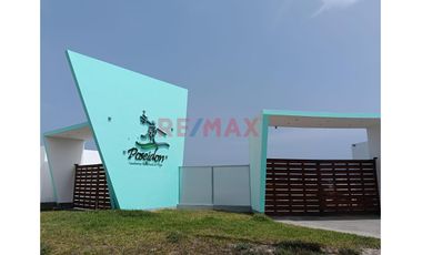Oportunidad En Cerro Azul – Terreno Con Avance De Construcción (1Er Piso) + Estacionamiento Independiente