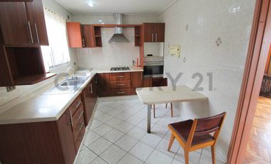 Se vende casa con potencial comercial en La Serena