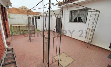 Se vende casa con potencial comercial en La Serena