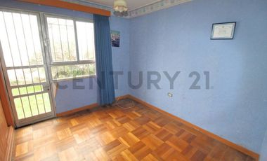 Se vende casa con potencial comercial en La Serena