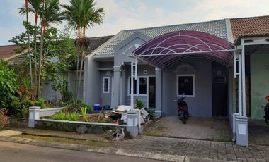 Di Sewakan Rumah Siap Huni 4 Kamar di Singgasana Pradana Bandung