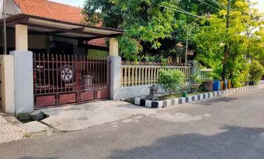 Rumah Siap Huni Rungkut Asri Surabaya