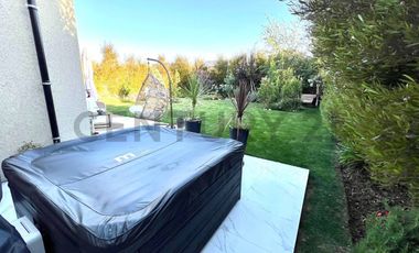 VENTA DE HERMOSA CASA EN SANTA ELENA CHICUREO NORTE