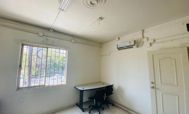 Oficina Renta Col. Centro 25,000 vicarv  R111