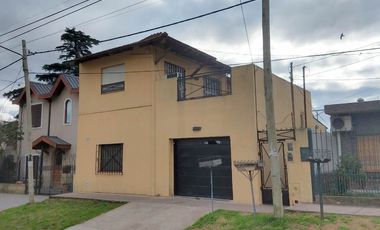 Casa en venta en Burzaco Oeste
