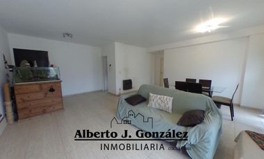 Departamento 2 ambientes con cochera