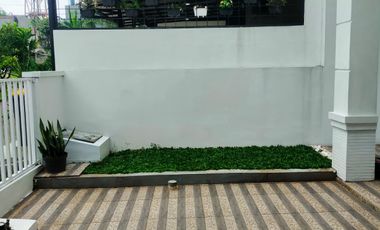 Dijual Rumah Nyaman di Regency Melati Mas - Dekat Alam Sutera & BSD