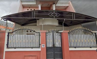 Rumah Kost Aktif Karang Menjangan Surabaya